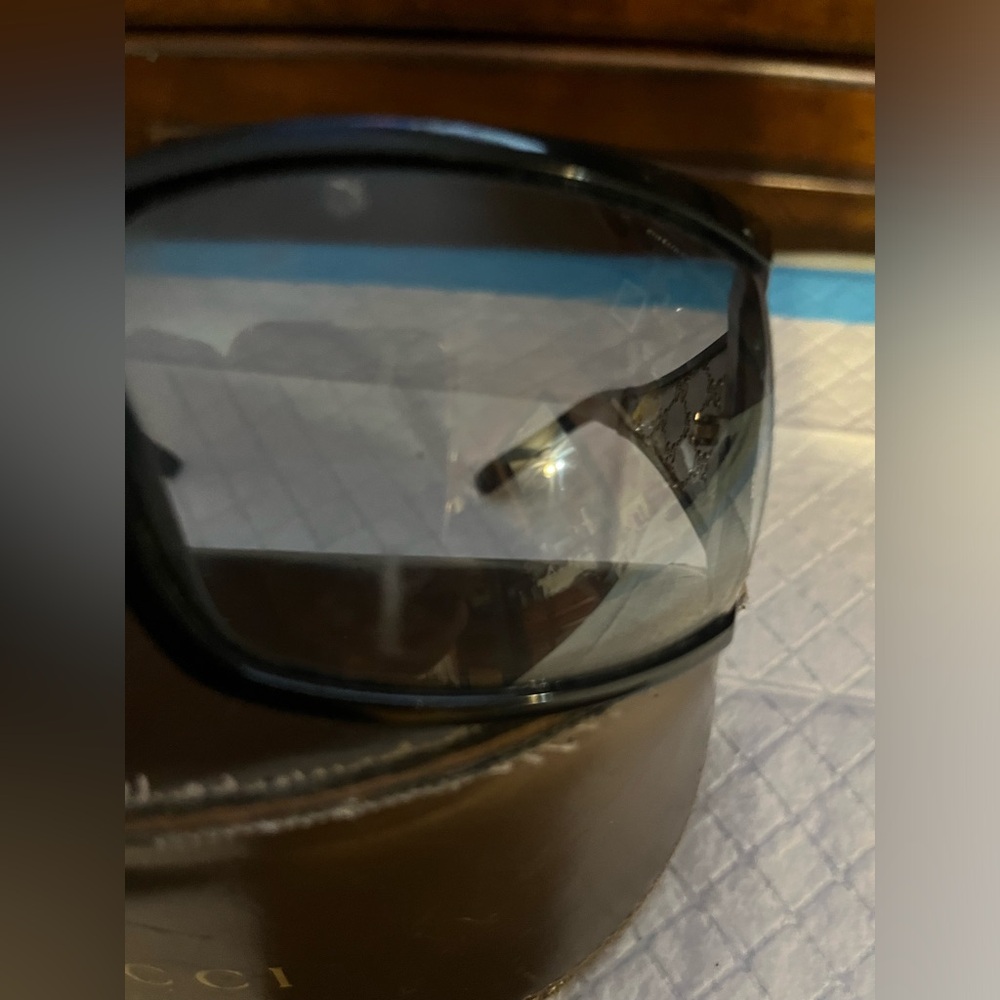 Gucci sunglasses. Made in Italy Vintage(1994) - Picture 3 of 14